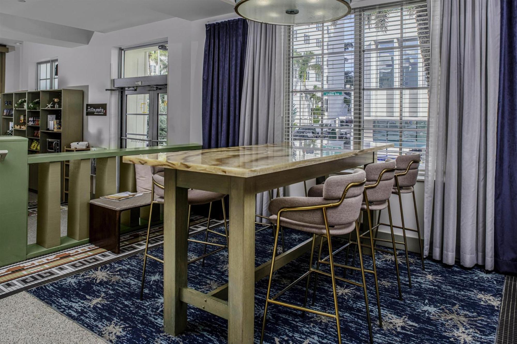 Hilton Garden Inn Miami South Beach — Photos 3